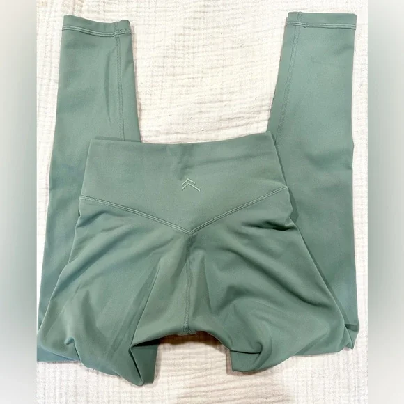 Sage Oner Active Timeless Leggings in size Small - Picture 3 of 3